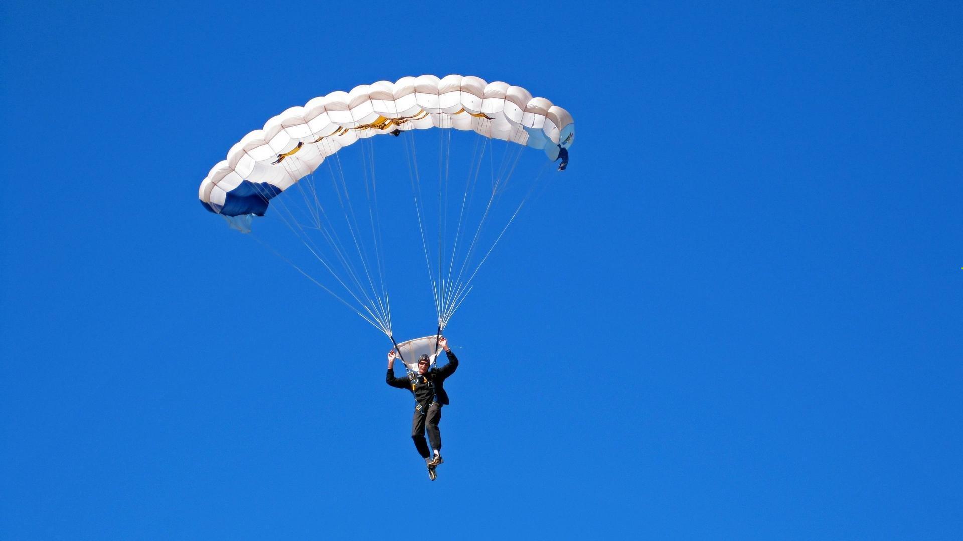 世锦赛激战正酣 各国选手展现巅峰对决