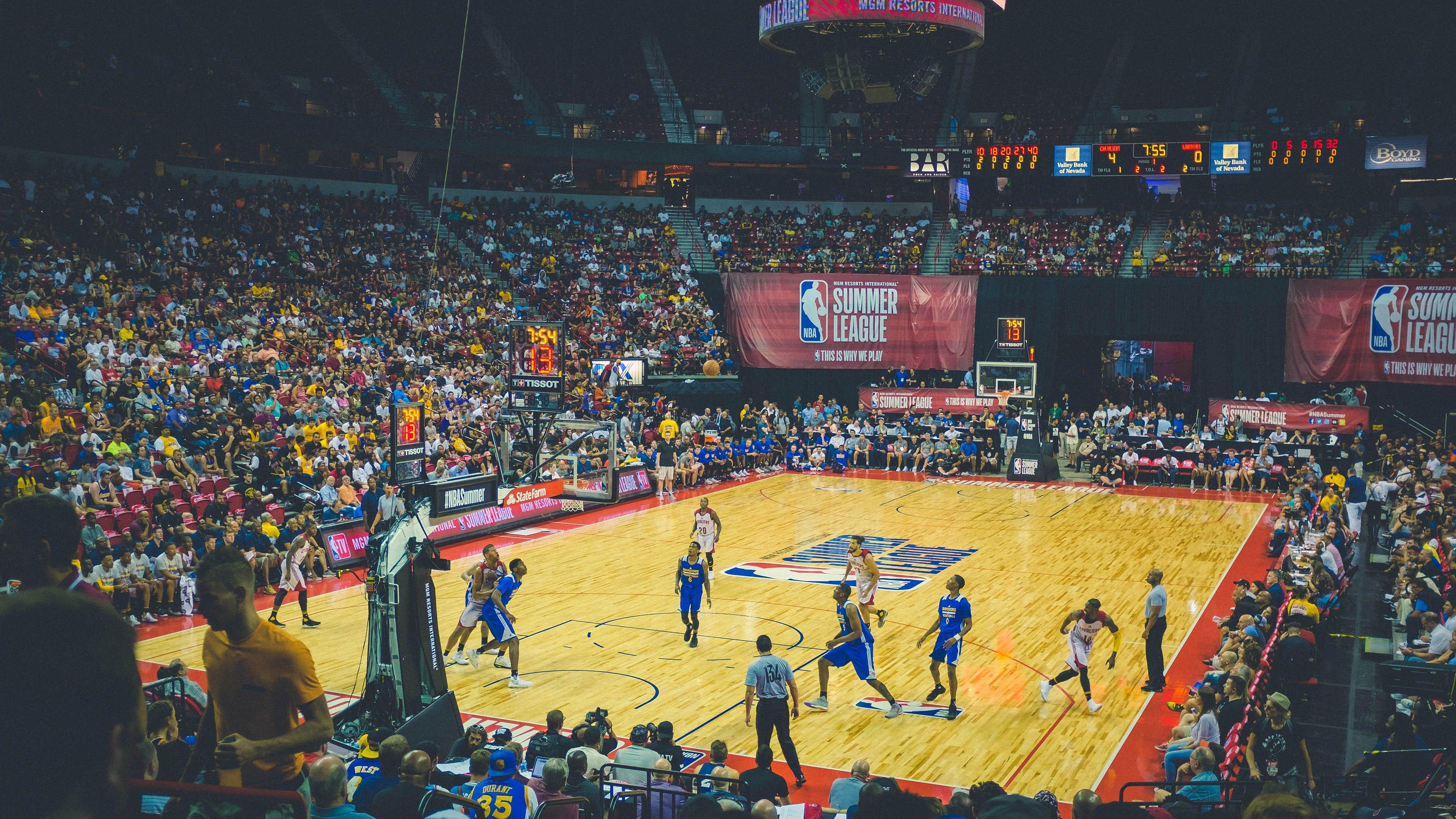 C罗梅开二度助利雅得胜利逆转取胜,刷新职业生涯进球纪录