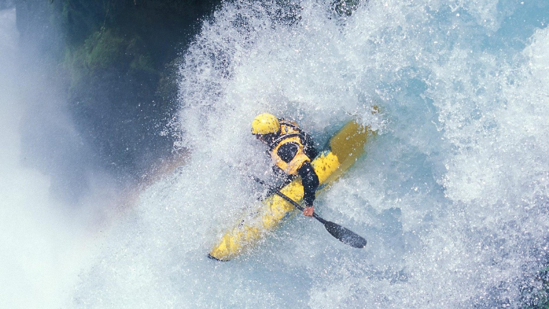 中超联赛激战正酣,争冠保级形势扑朔迷离