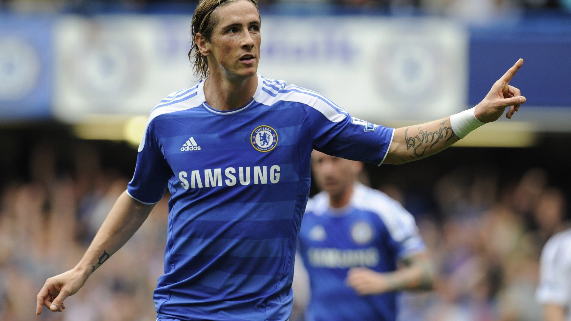 纳达尔鏖战五盘惊险晋级,法网卫冕之路再启征程